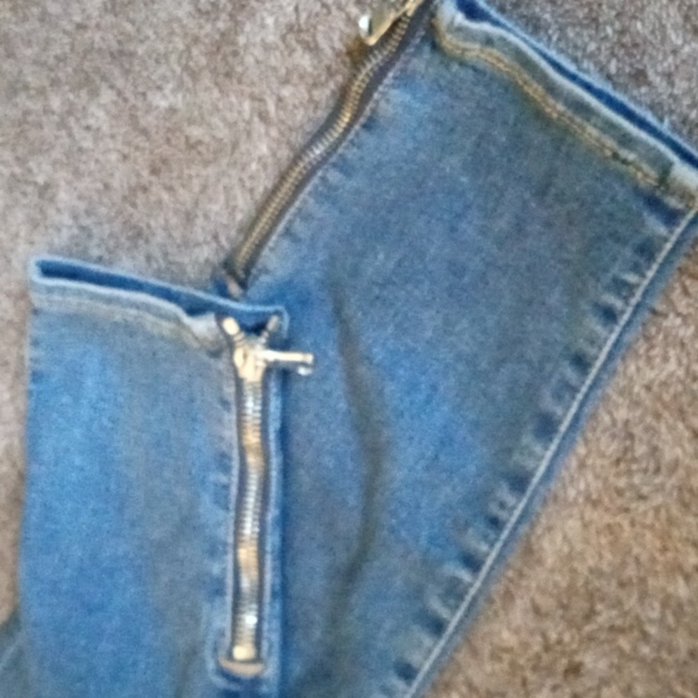L'AGENCE Emmanuelle ankle zip jeans - Picture 2 of 11